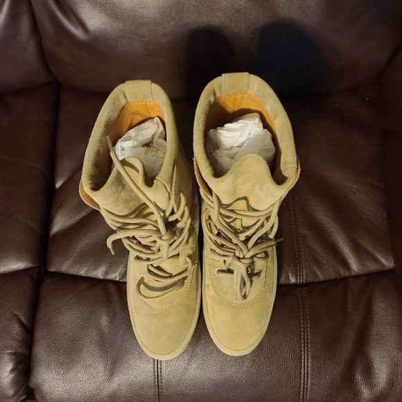 Yeezy Season 2 Crepe Boot - Picture 5 of 10